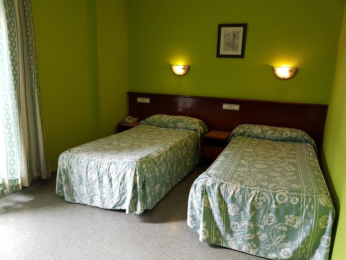 Hotel Don Pelayo Arbós Eksteriør billede